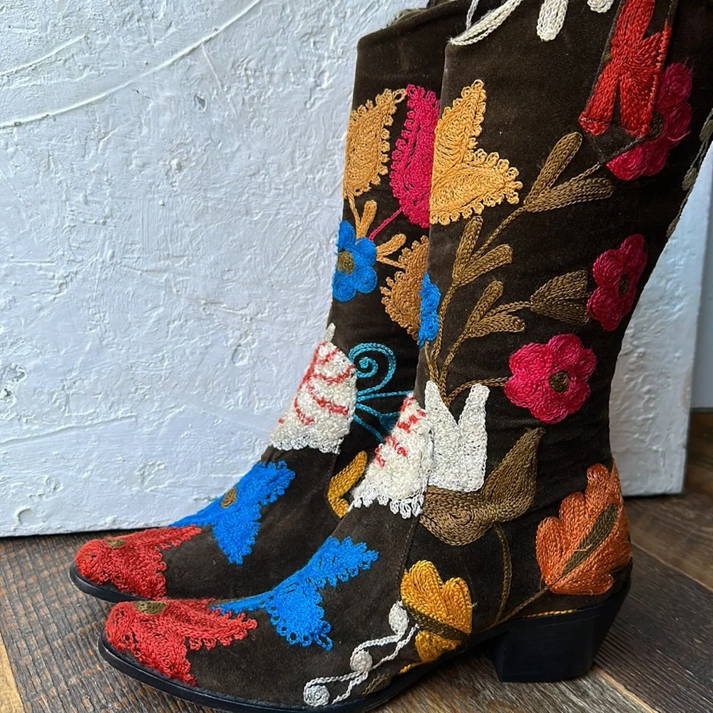 COPY - Velvet Road Embroidered Western Boot - Picture 2 of 4
